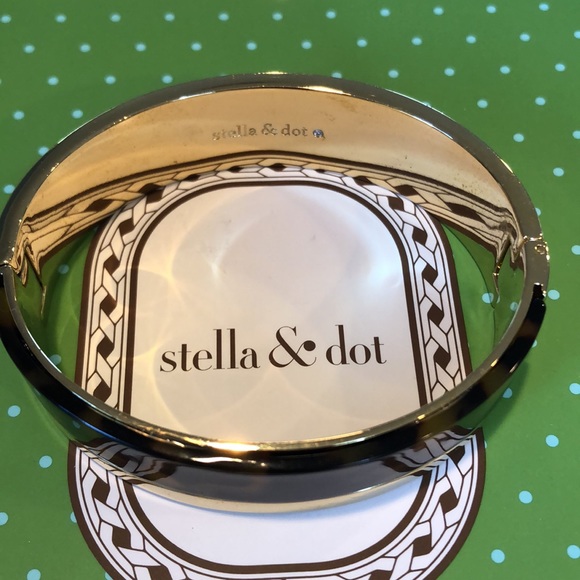 Stella & Dot Jaya Cuff Bracelet - Picture 9 of 9
